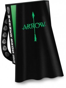 sac-Arrow-Comic-con-San-Diego-2013-2