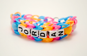 Les-bracelets-Loom-on-en-parle-vraiment-loom-personnalise