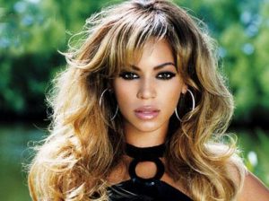 Beyonce-Britney-Spears-Bastian-Baker-meme-combat-avec-les-goodies-online5