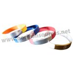 bracelets-silicone-avec-plaque-de-metal