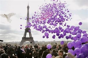 gonflage des ballons à l'hélium